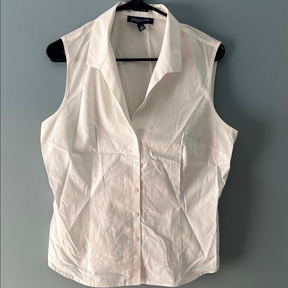 J. Crew, Jones New York and Bass bundle Sleeveless Button-Downs - Picture 6 of 7